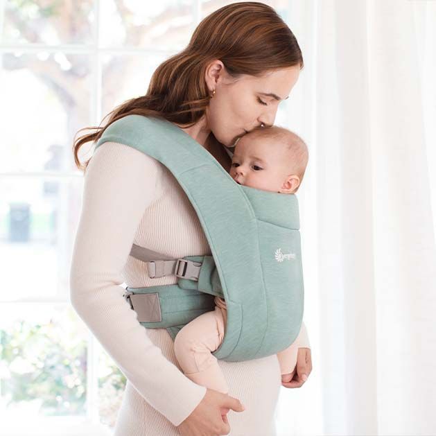Ergobaby Embrace Babytrage für Neugeborene ab Geburt - Soft Knit Jade