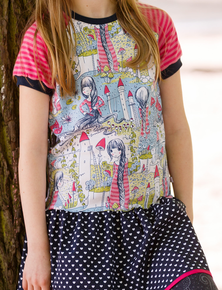 RaglanShirtKleid - Kurzarm - Rapunzel