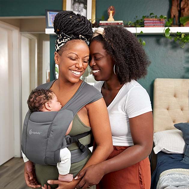 Ergobaby Embrace Babytrage für Neugeborene ab Geburt - Soft Air Mesh Washed Black
